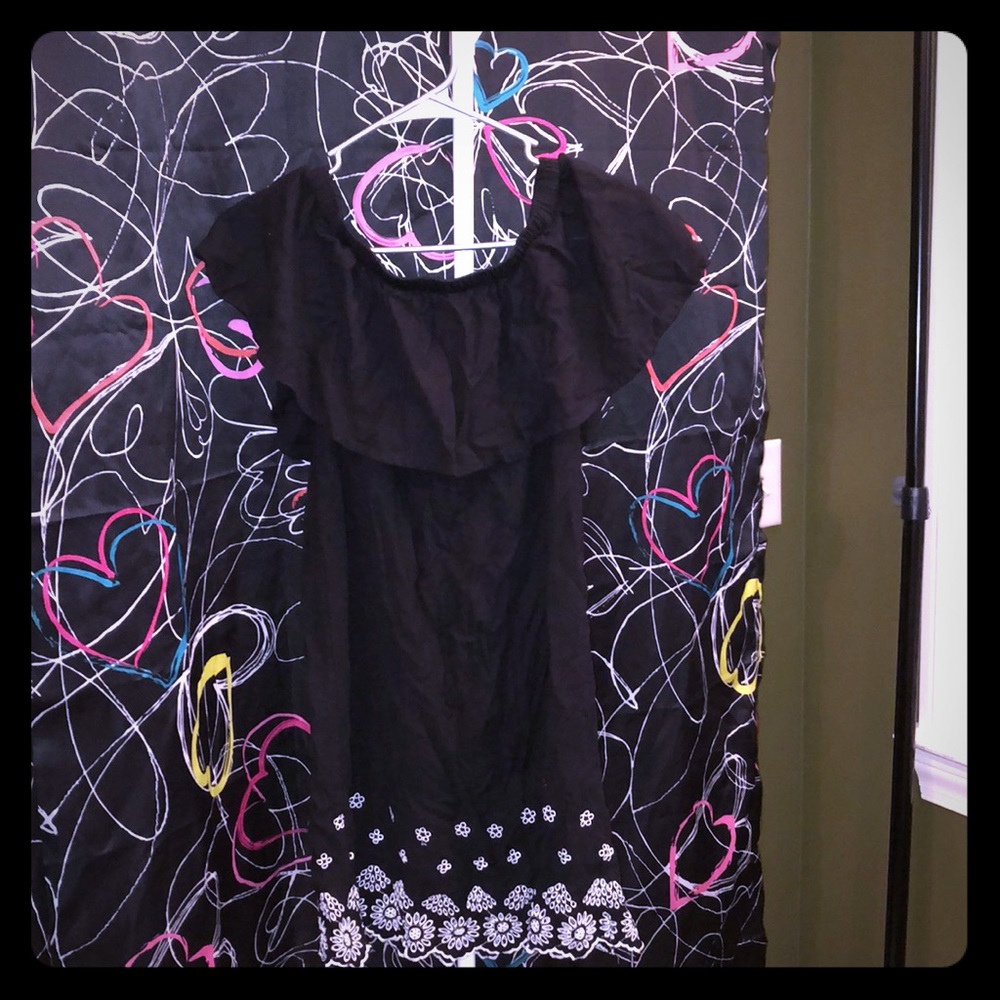 Black casual off the shoulder dress